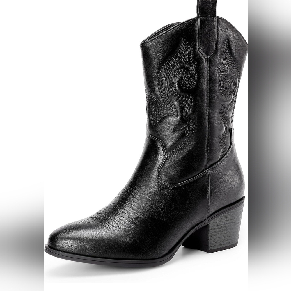 Black Ankle Cowboy Boots (Womens 10)